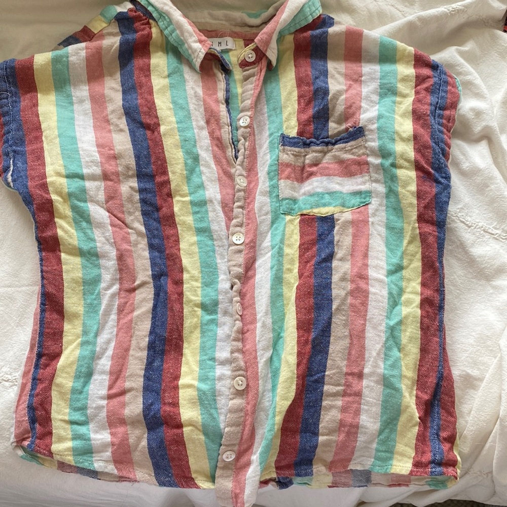 Colorful shirtsleeve button up
